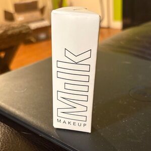 Milk Makeup. Kush Clear Brow Gel